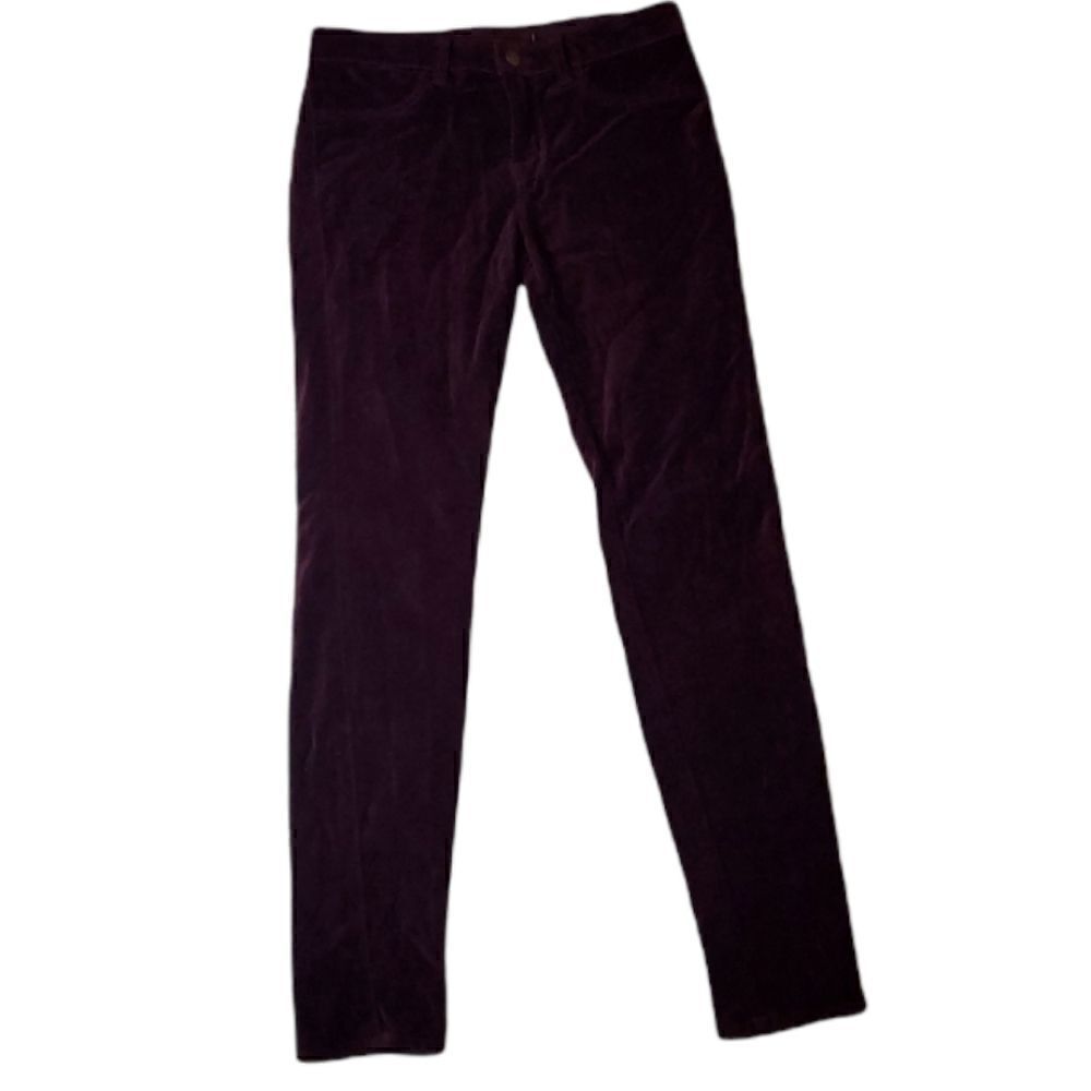 JโBRANDโSUPERโ
SKINNYย LAVAโJEANS